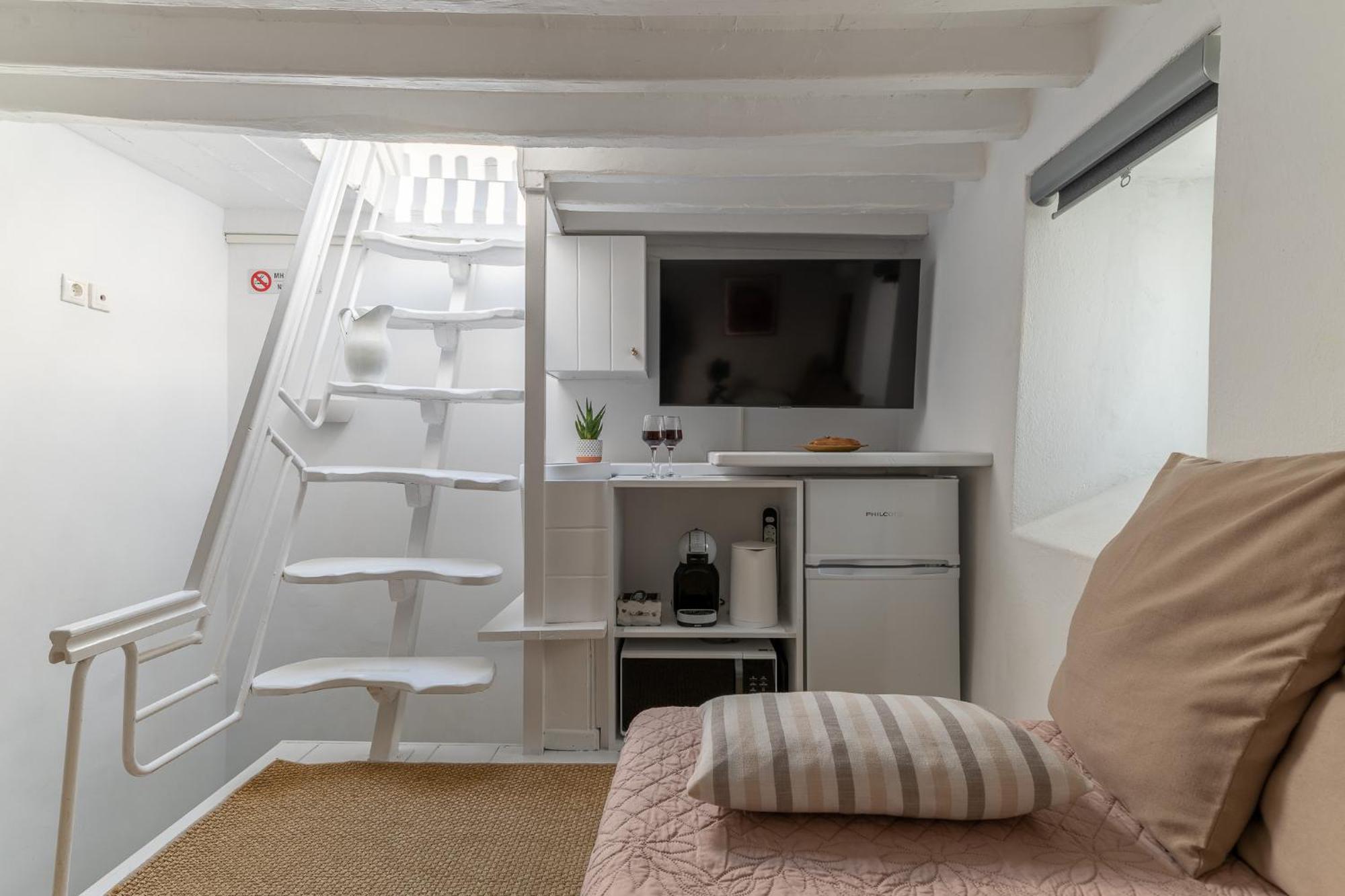 Elpis Mykonos Apartments - Mykonos Town Delos Port Екстериор снимка